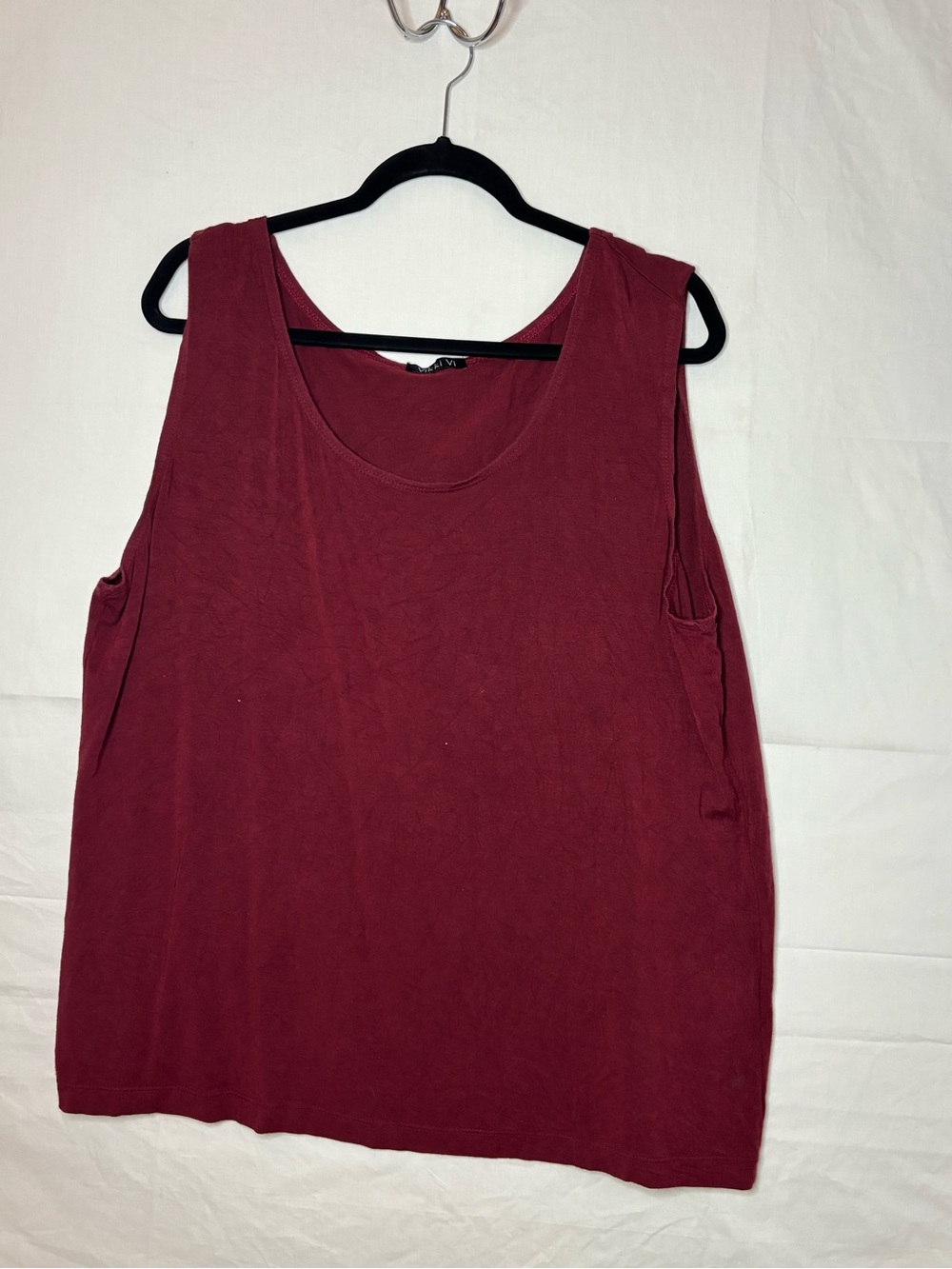 Vikki Vi Sleeveless Scoop Neck Tank Top - Burgundy